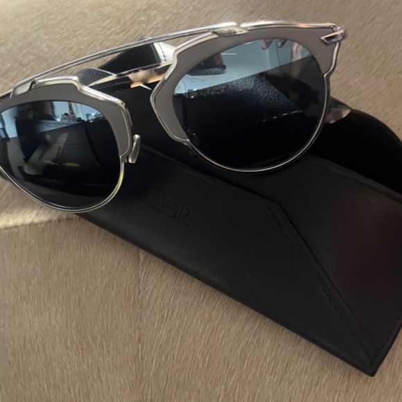 Dior Sunglasses - Picture 6 of 9